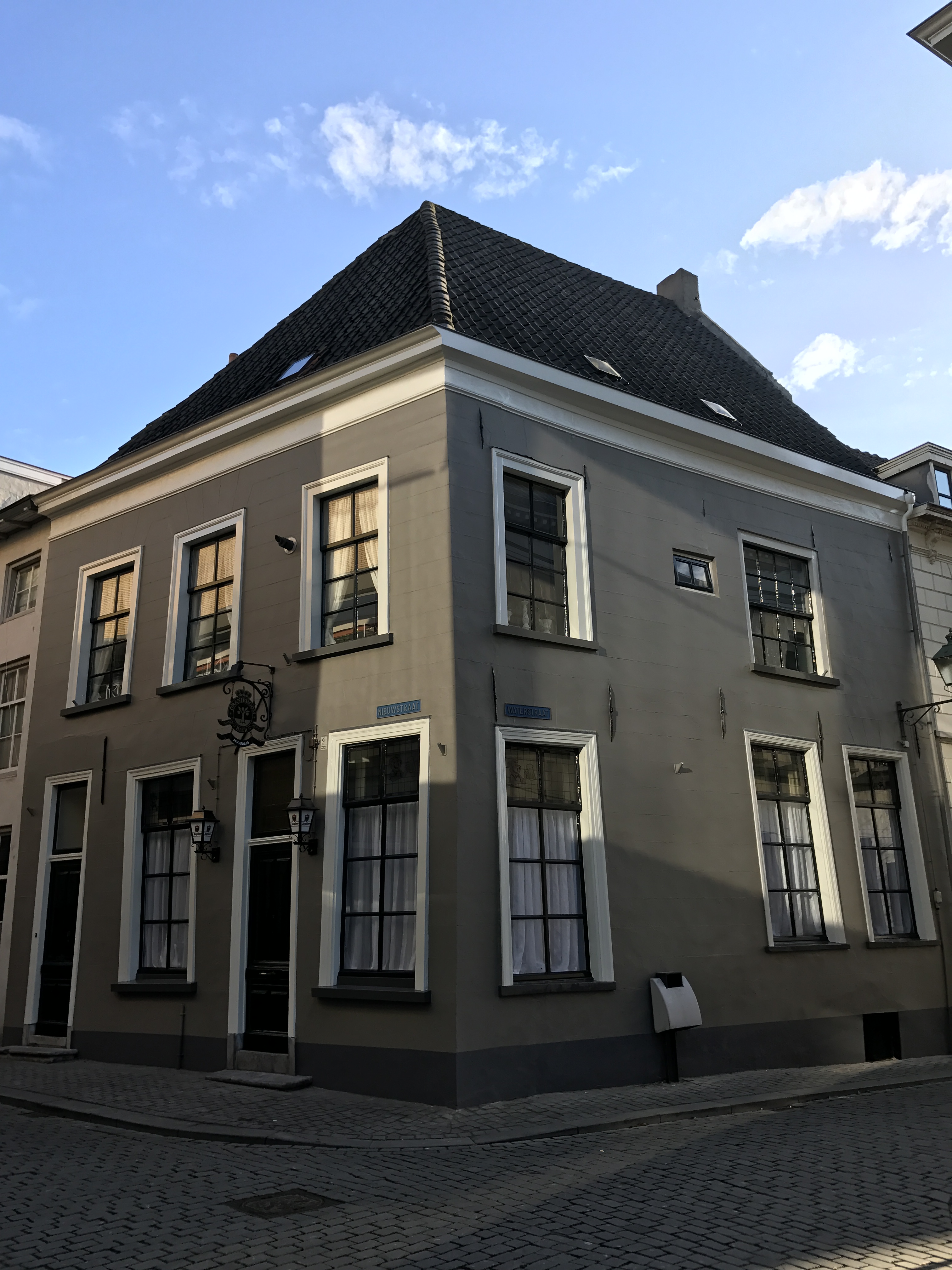 Piggenhuis-Breda-Na